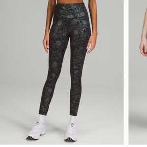 Lululemon Athletica Black Metallic Patterned Leggings